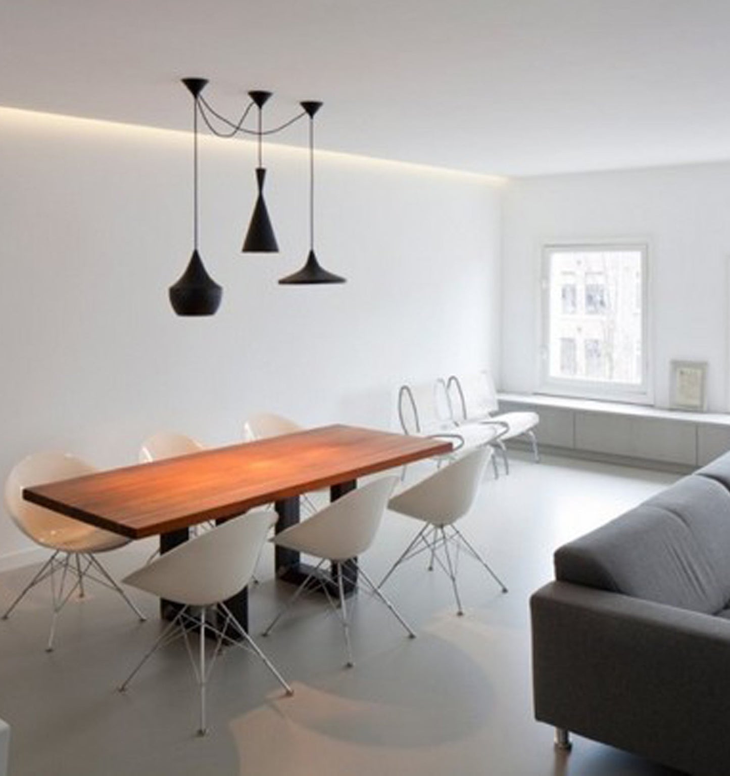 CAVIAR: Black Mexican Hat Shape Pendant Light