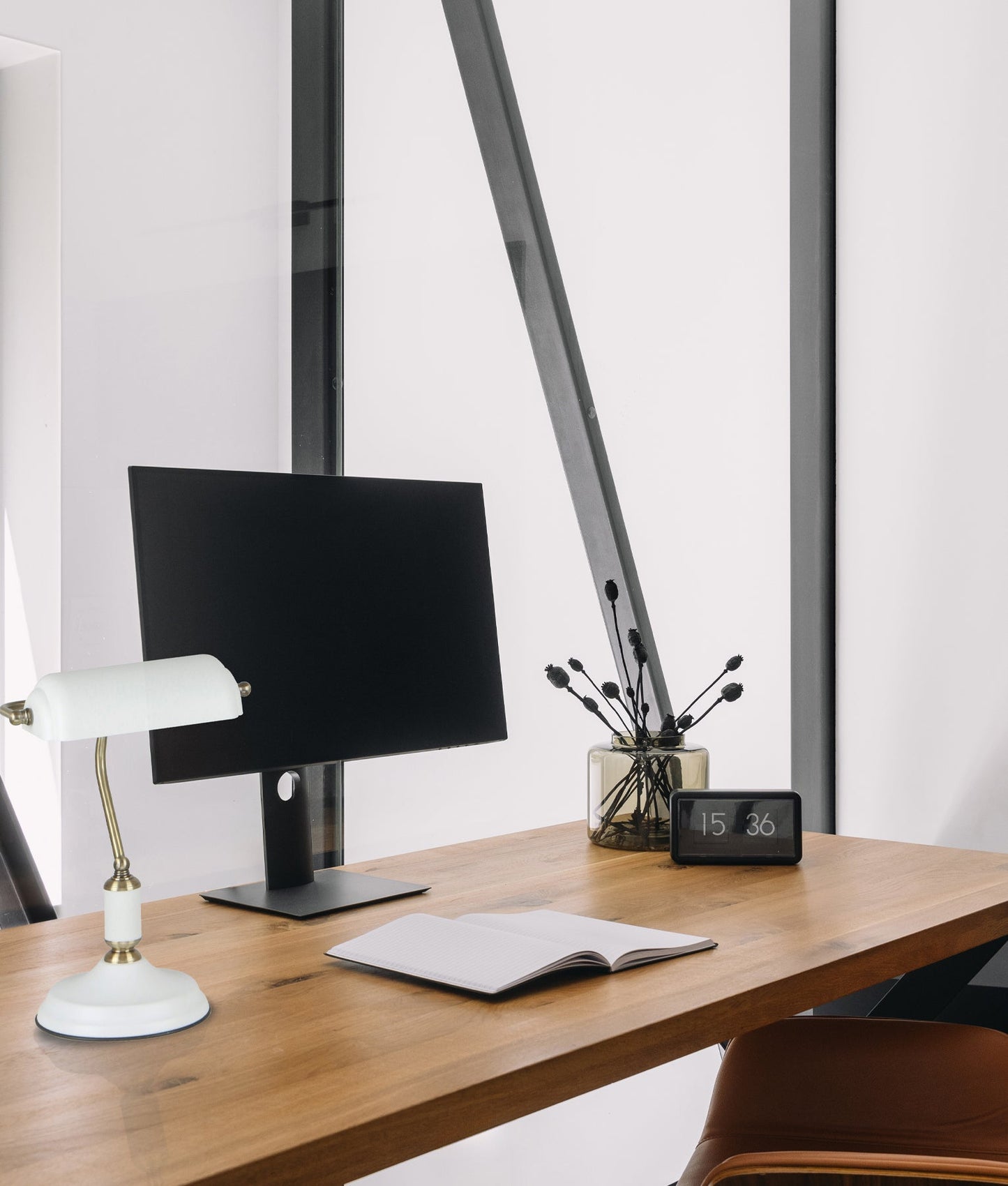 BANCA: Interior Banker Lamps with Cylindrical Shade